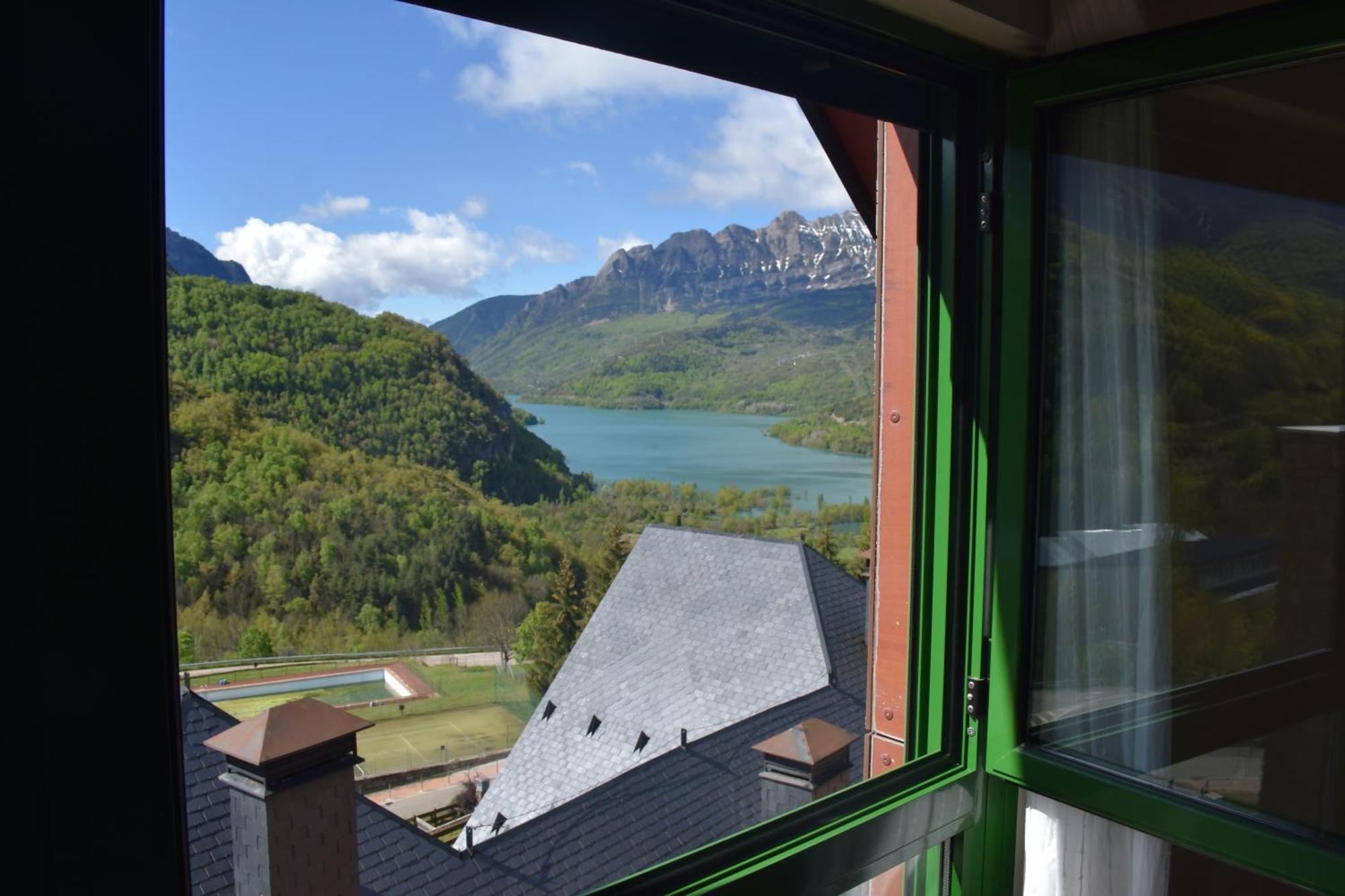 Argualas Triplex Con Piscina Panticosa Exterior photo